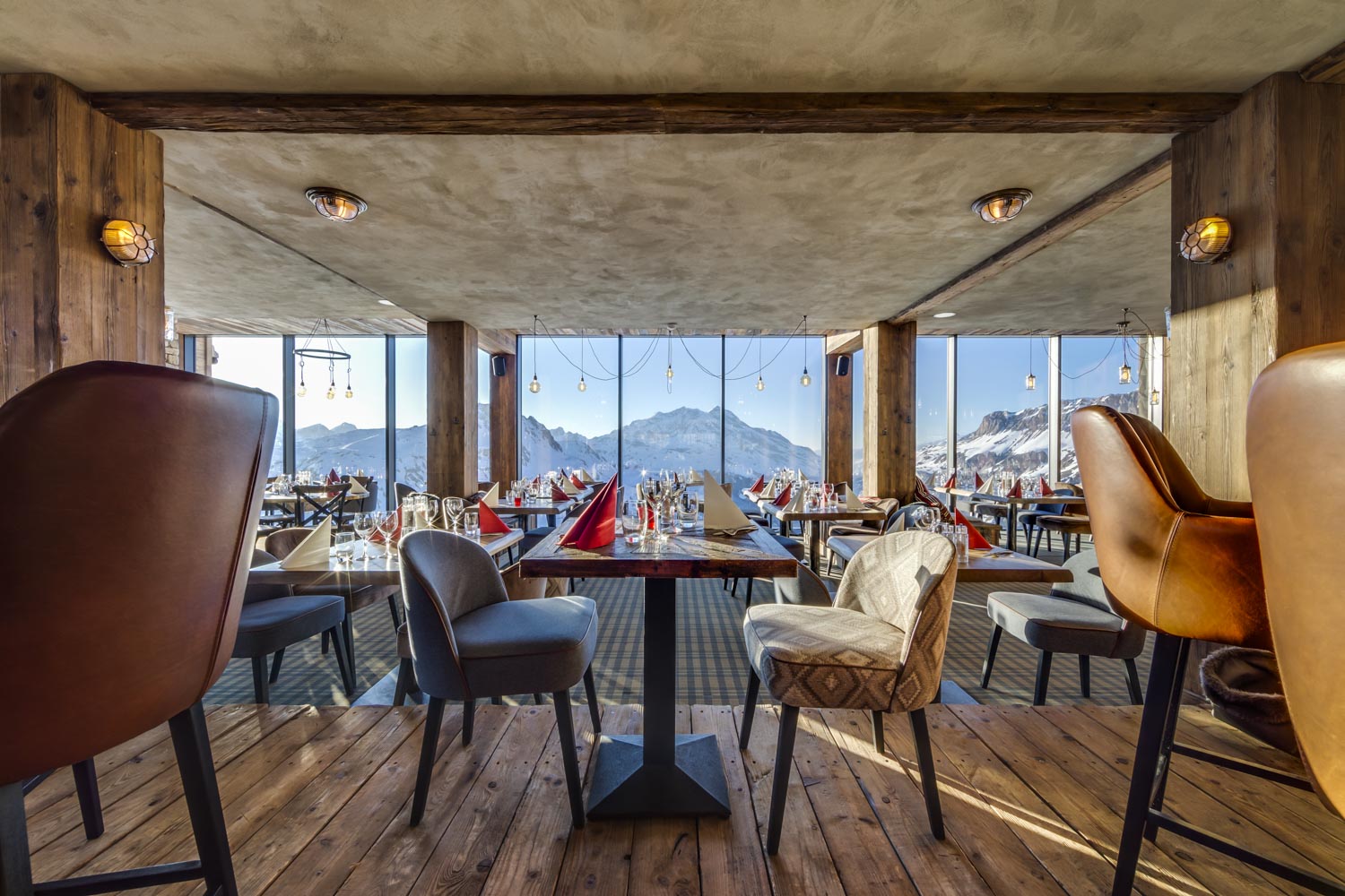 Le Refuge de Solaise - Luxury Hotel Restaurant - Restaurant with View - Val d'IsÃ¨re - Mountain View